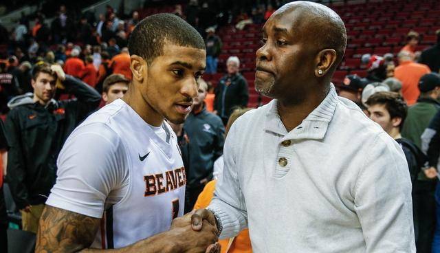 王思雨领衔 王思雨领衔