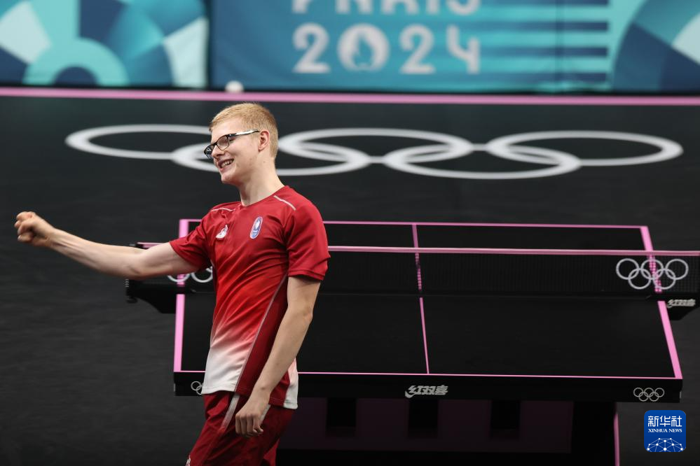 队合作的必 队合作的必