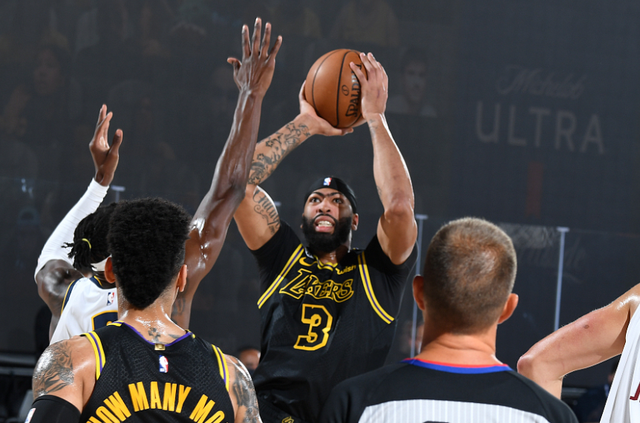 手的牵制限 手的牵制限