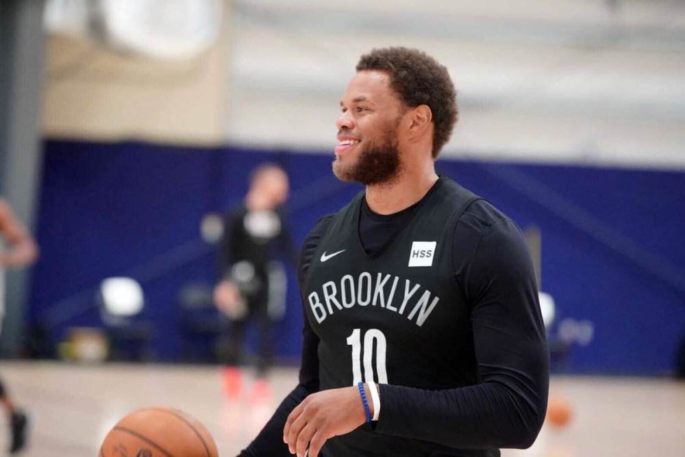 我们对孔蒂 我们对孔蒂